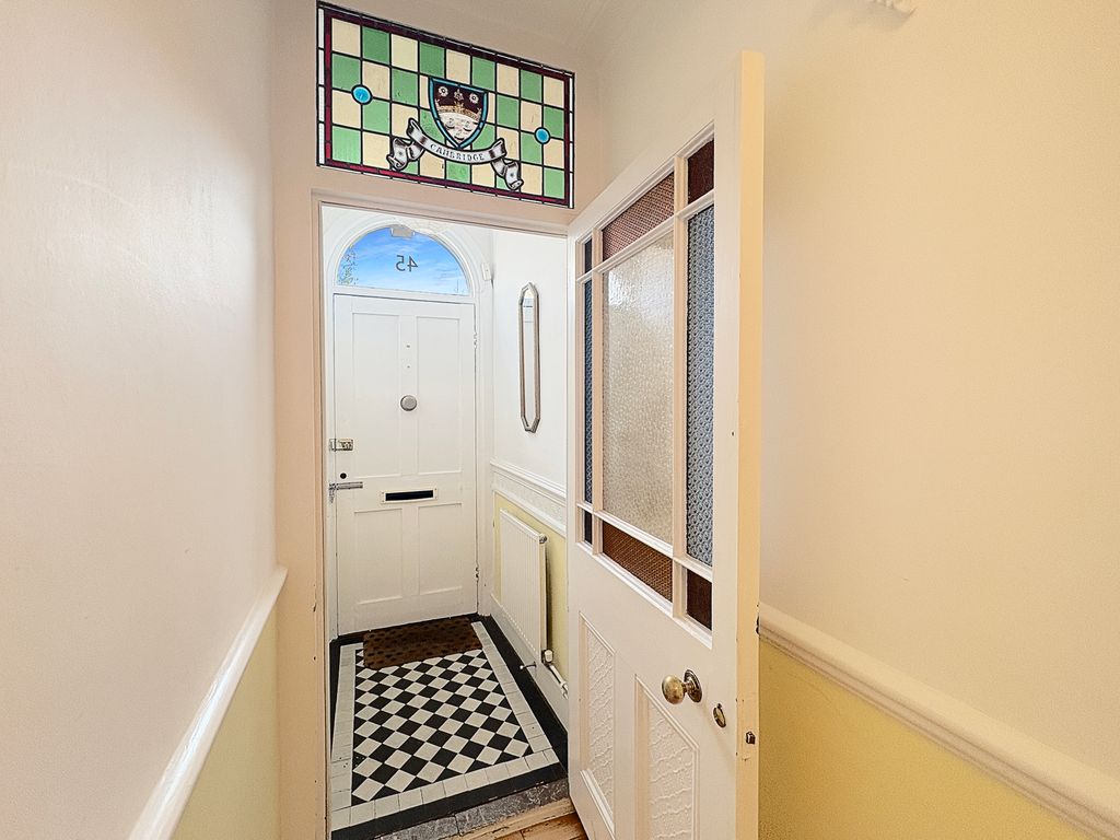 Property photo 2 of 23