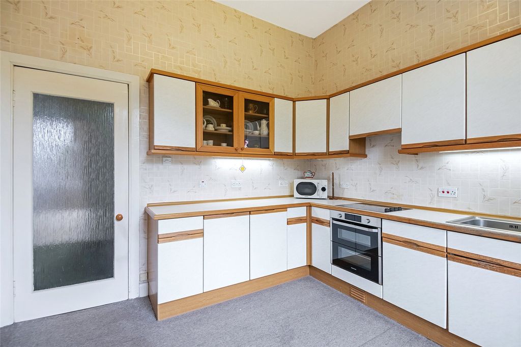 Property photo 3 of 22 Picture No. 08
