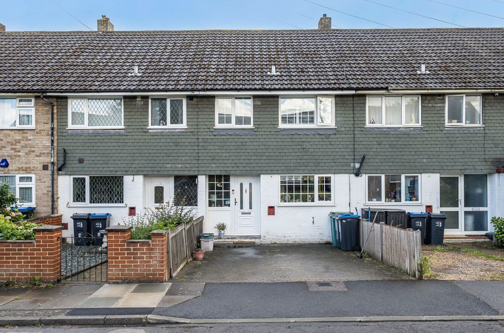 Property photo 1 of 19 External View
