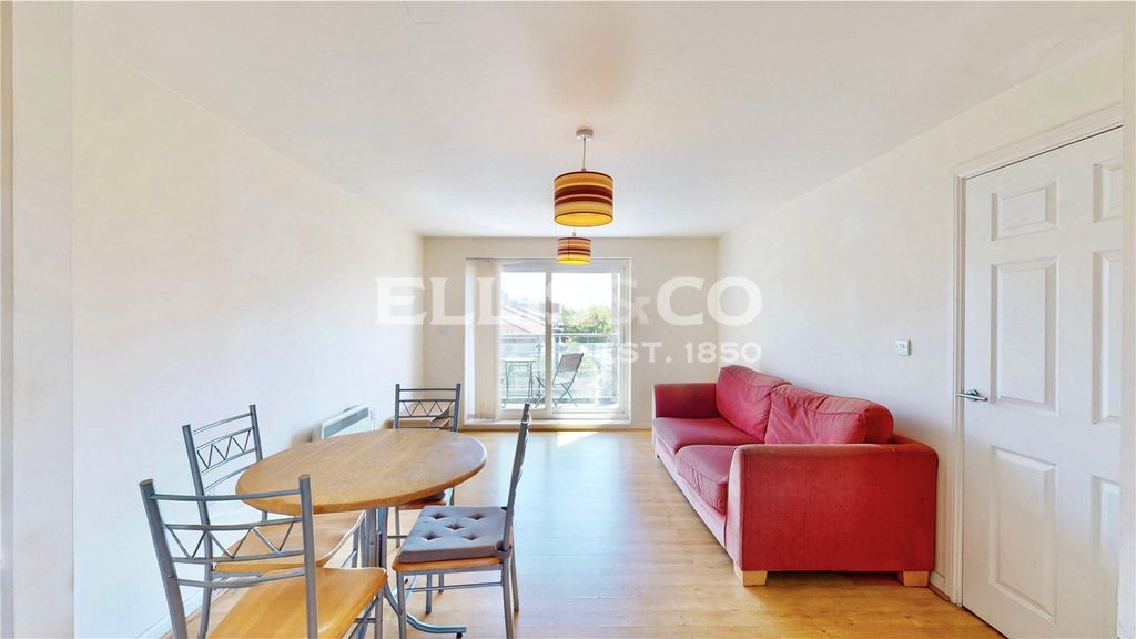 Property photo 2 of 10 Picture No. 13