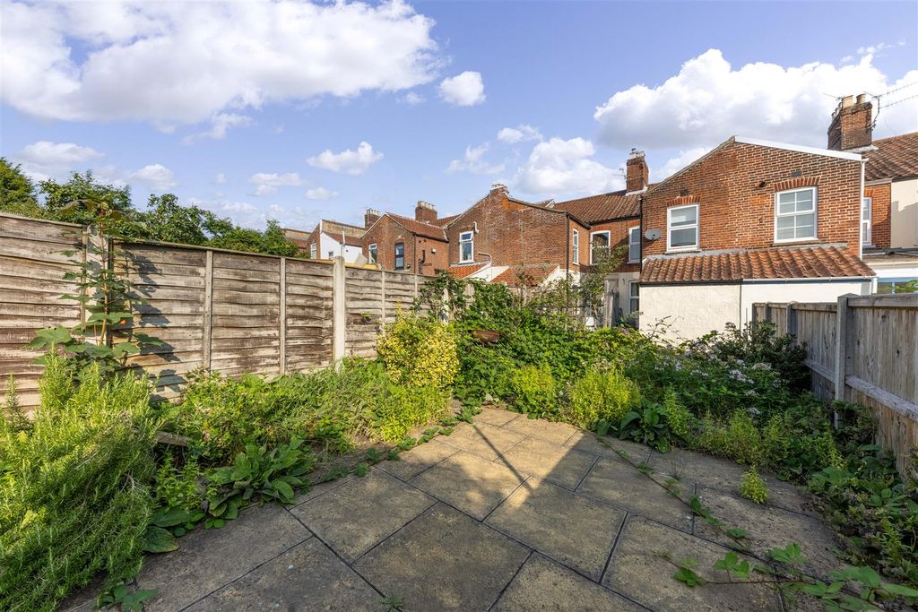 Property photo 2 of 20 Ba-18.Jpg