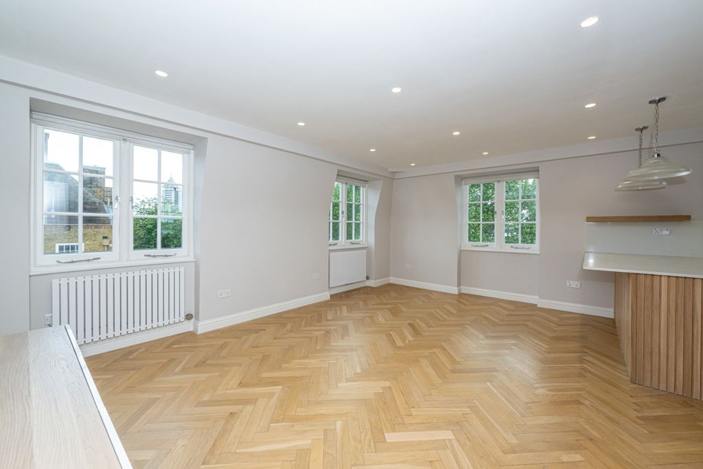 Property photo 1 of 26 5101380