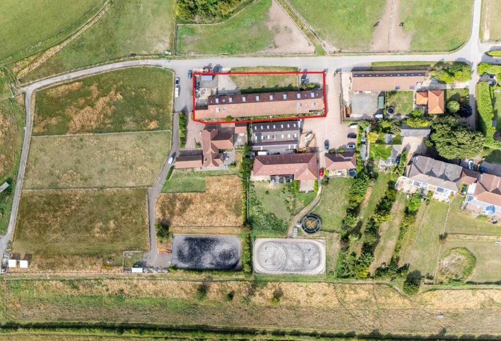 Property photo 2 of 18 4521483