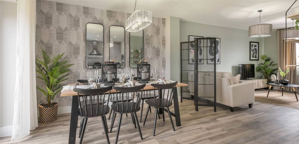 Property photo 2 of 10 Dining Area