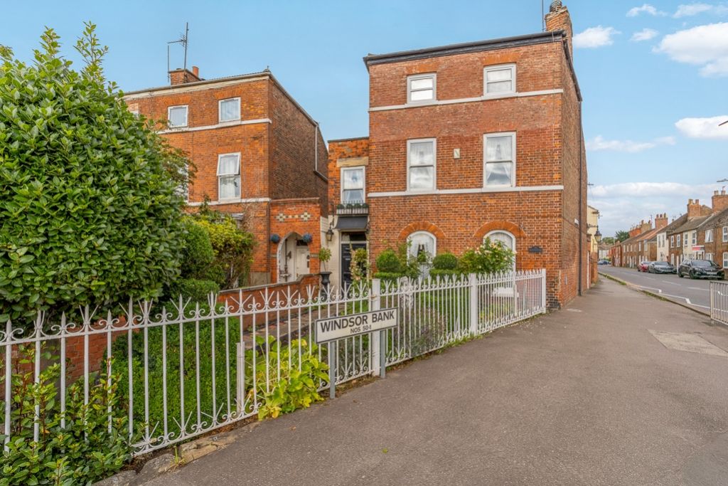 Property photo 2 of 40 50 Windsor Bank (Boston)-3