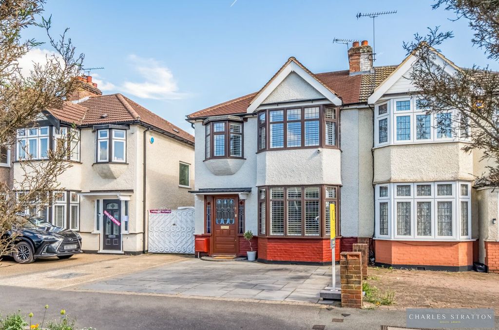 Property photo 1 of 19