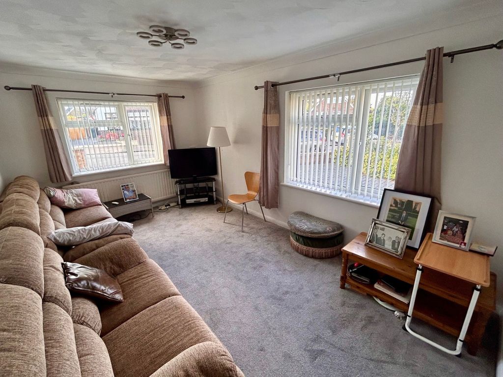 Property photo 3 of 16 Reception Room