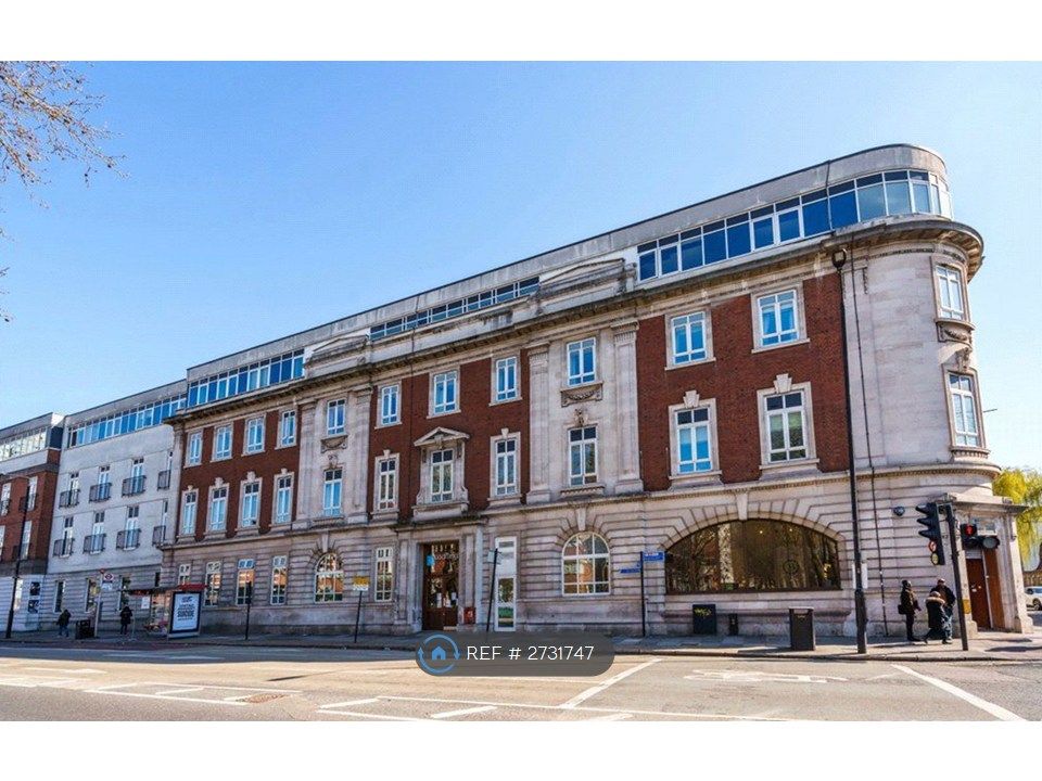 Property photo 1 of 11 The Quadrangle Building