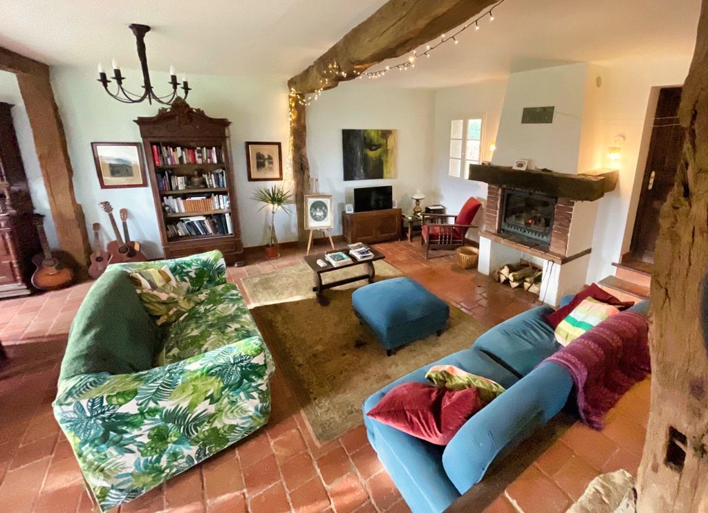 Property photo 3 of 26