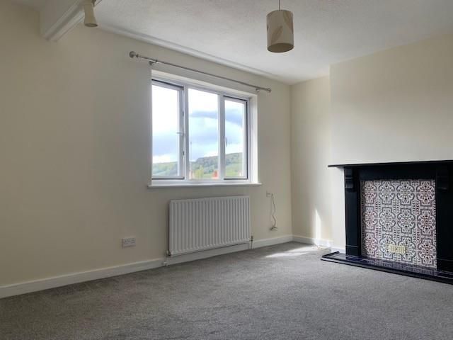 Property photo 3 of 9 7.Jpg