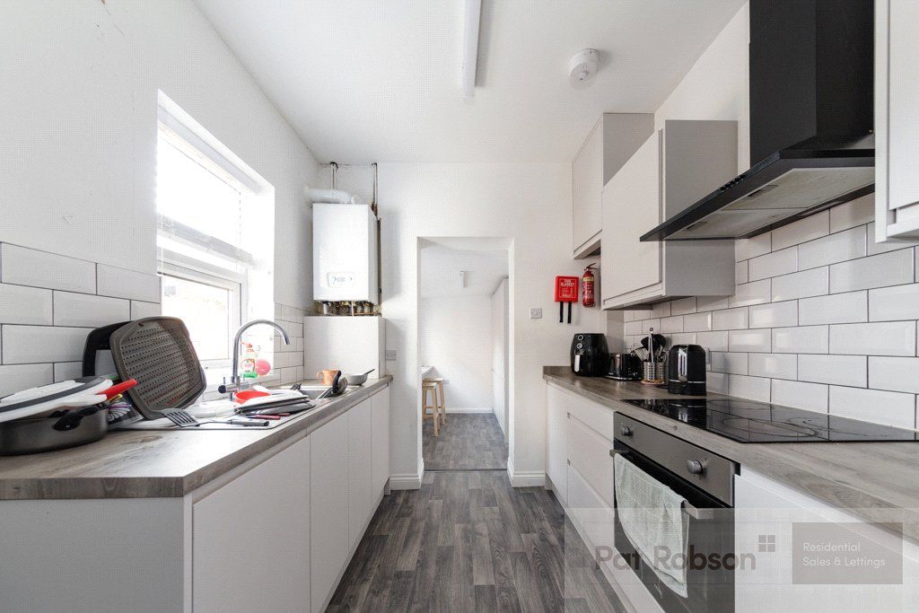 Property photo 3 of 19 Picture 3