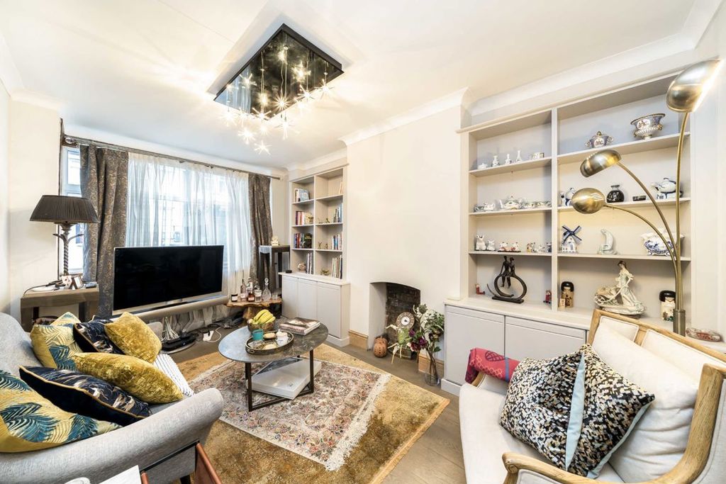 Property photo 2 of 7