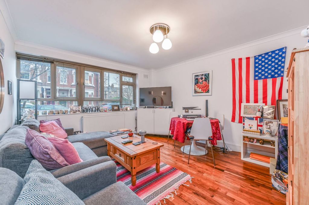 Property photo 2 of 7