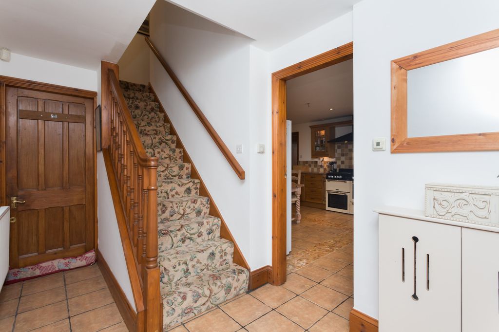 Property photo 3 of 30