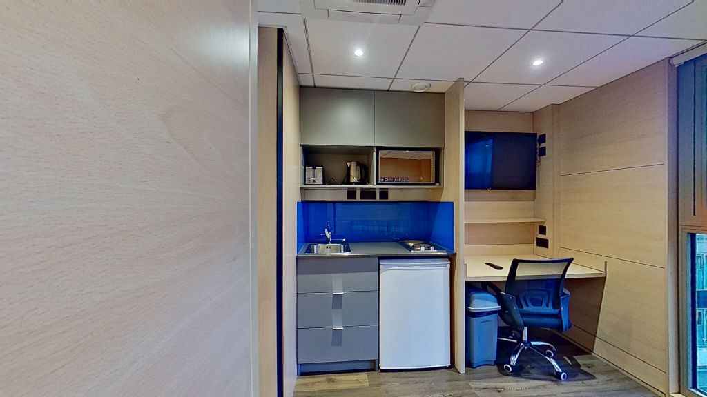 Property photo 2 of 6 Kitchen