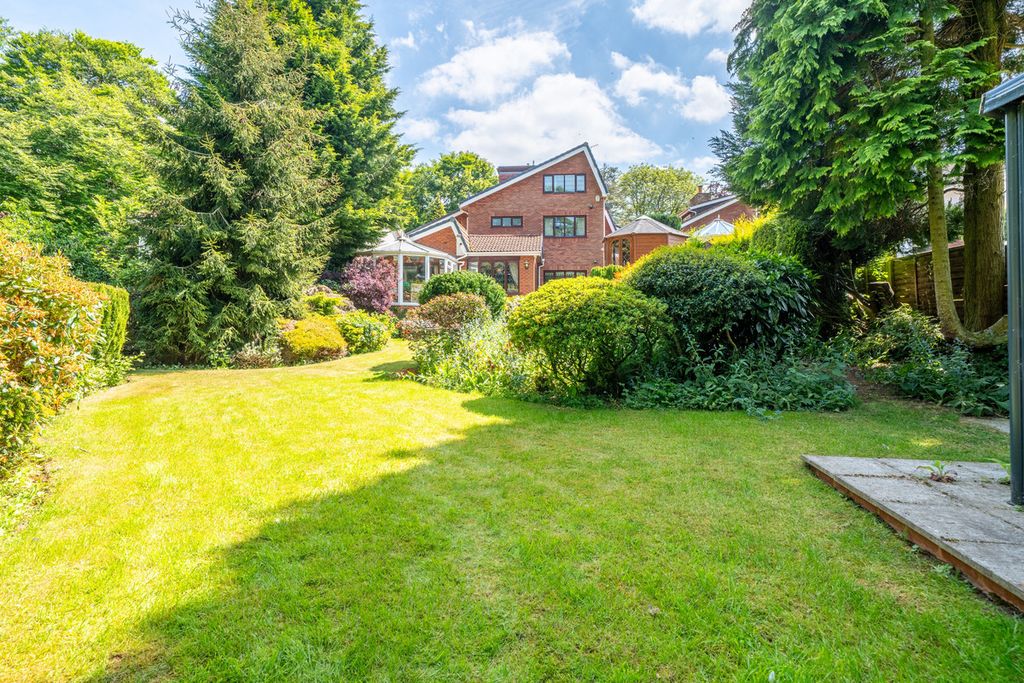 Property photo 1 of 44
