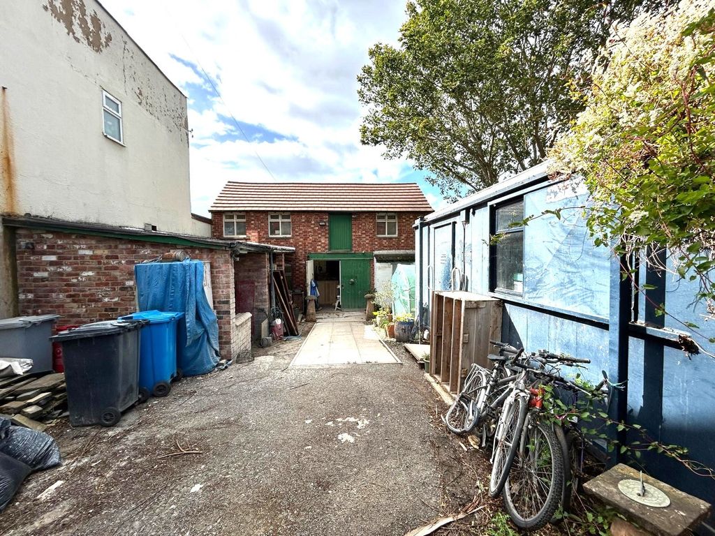 Property photo 1 of 12 Picture No. 08