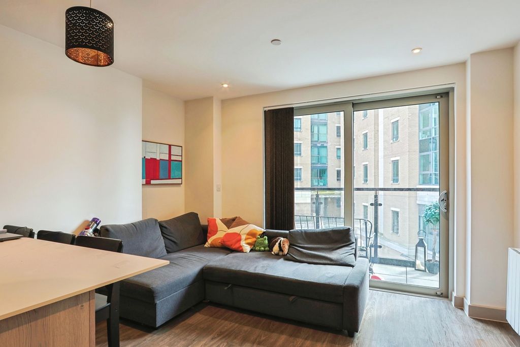 Property photo 2 of 13 Pbox-Img.Jpg