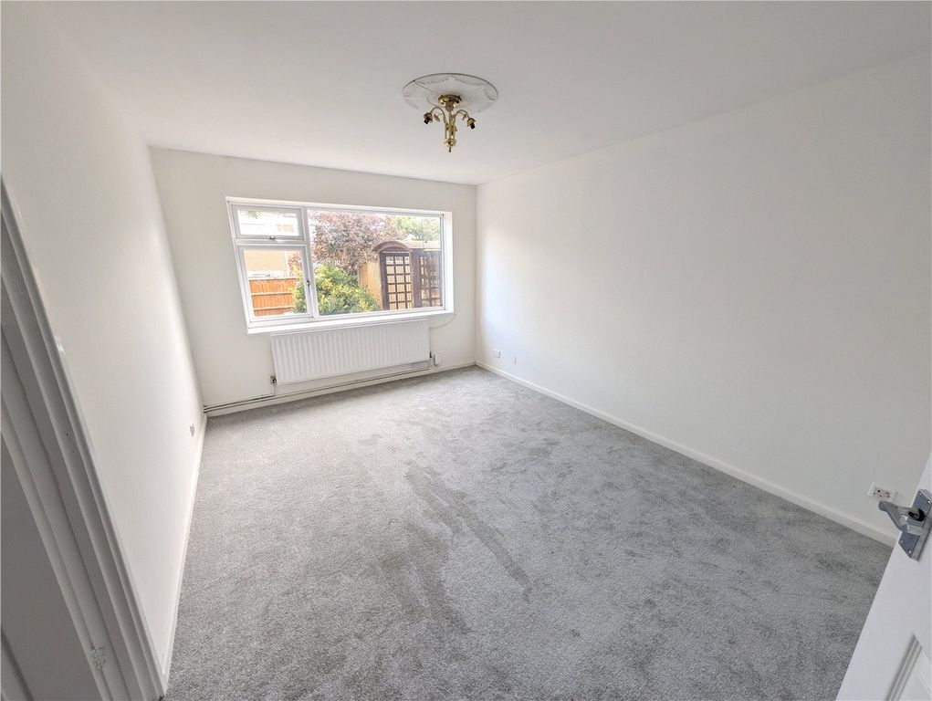 Property photo 3 of 12 Picture No. 04