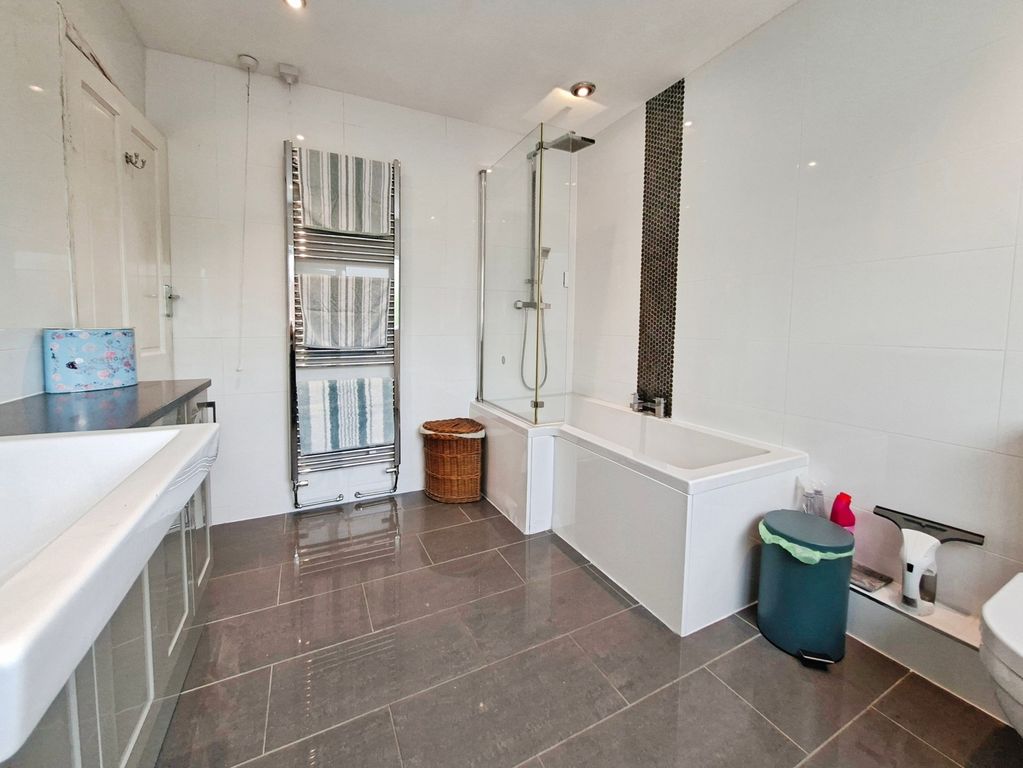 Property photo 3 of 26 Pbox-Img.Jpg