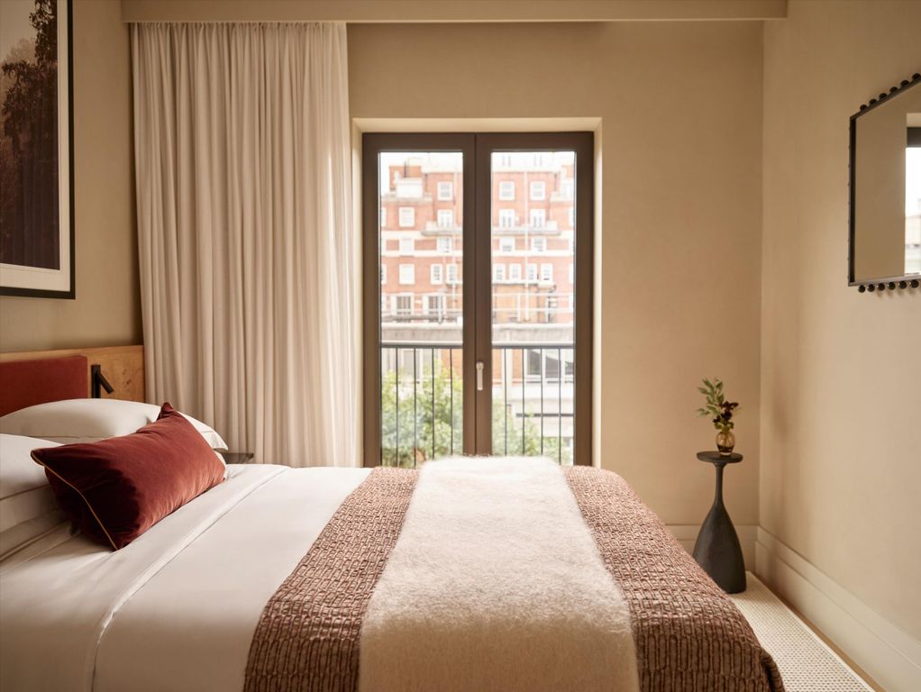 Property photo 3 of 13 Image