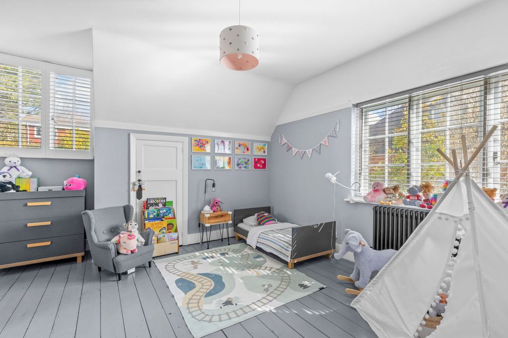 Additional image 13 of 5 bed detached house for saleRectory Avenue, High Wycombe HP13