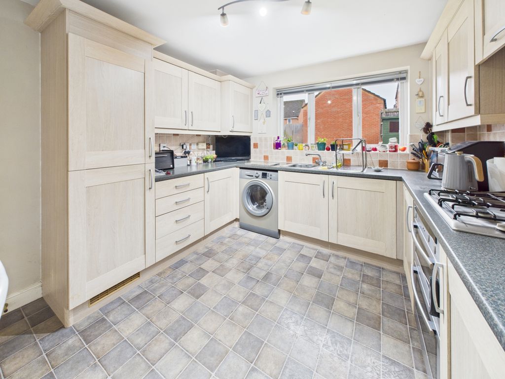 Property photo 2 of 22 Cam04789G0-Pr0026-Still004