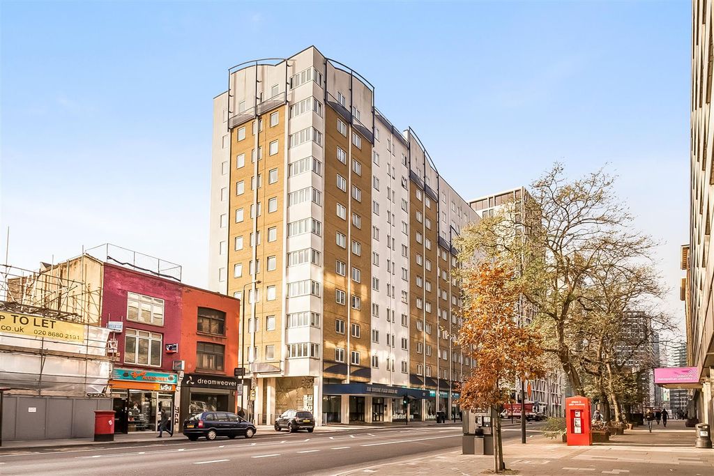 Property photo 1 of 11 Skyline Plaza