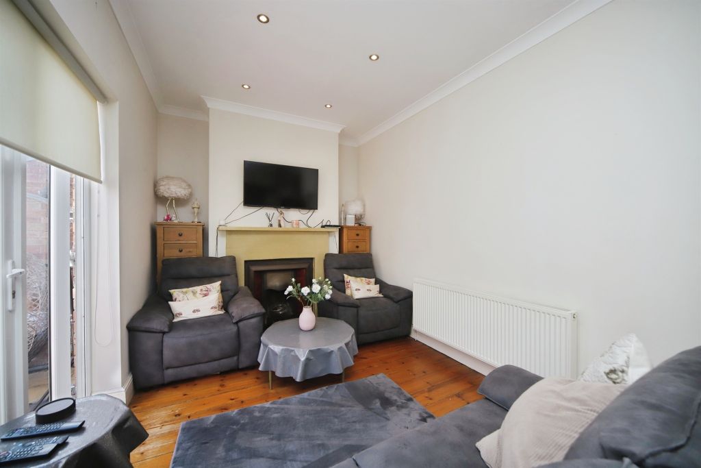 Property photo 3 of 18