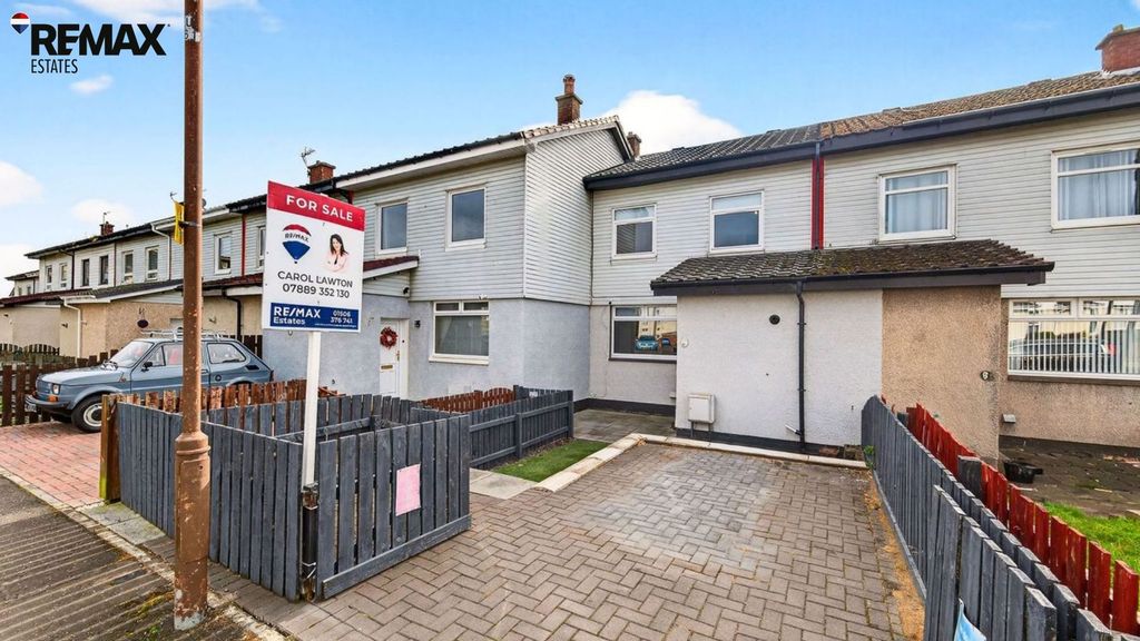 Property photo 1 of 40 Front View