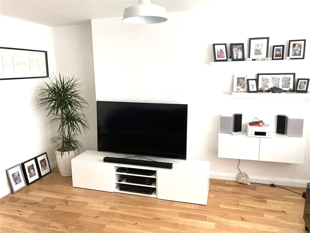 Property photo 2 of 16 Cbl240007_01.Jpg