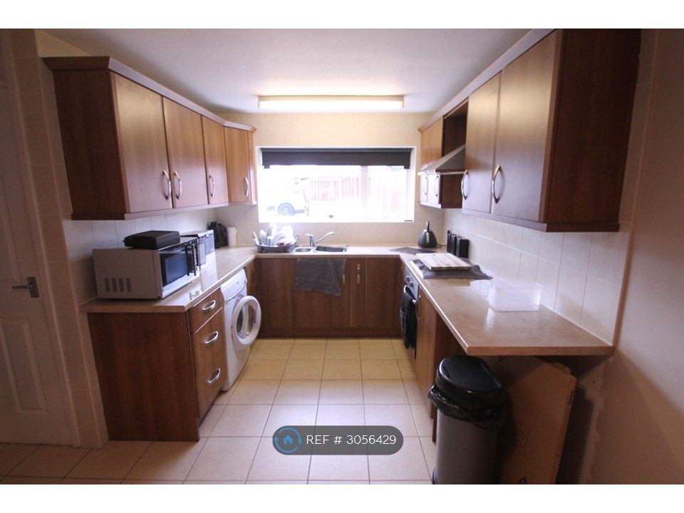 Property photo 3 of 23