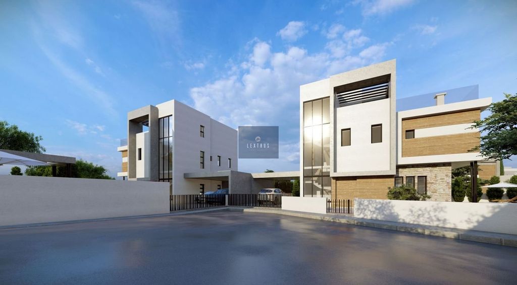 Property photo 3 of 8