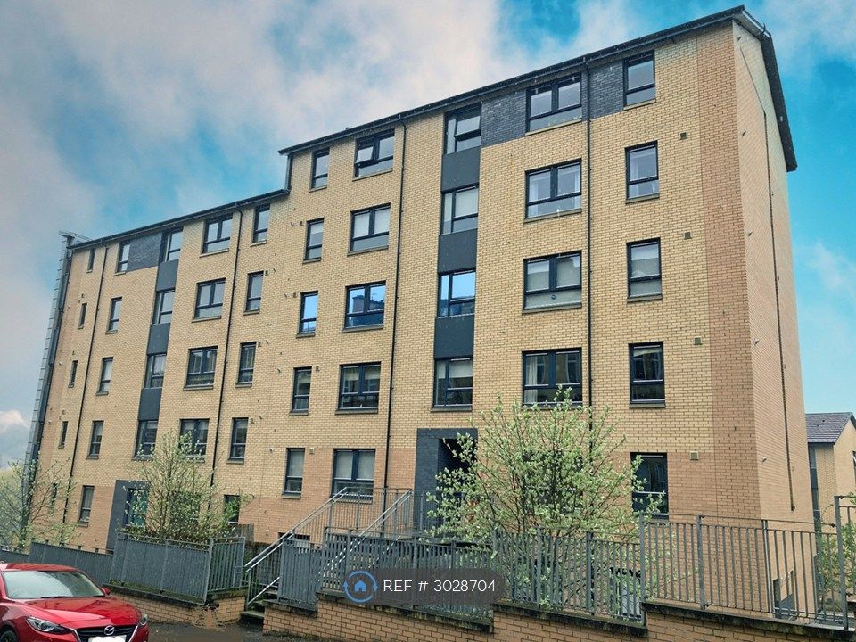 Property photo 2 of 17 Facade
