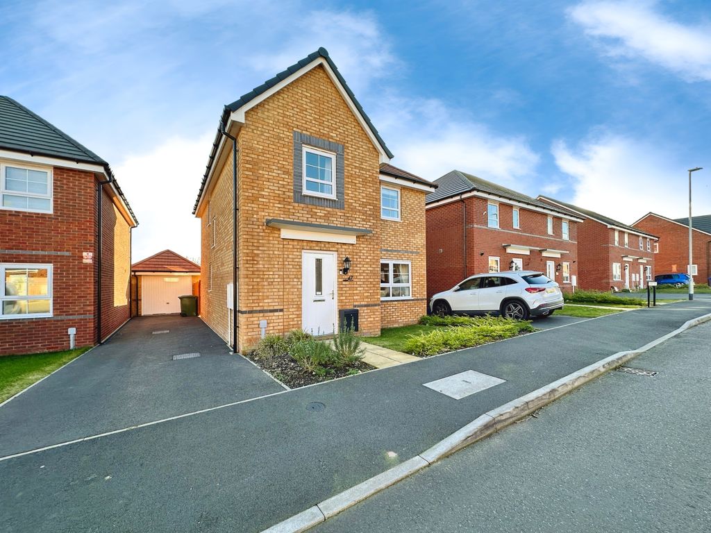 Property photo 1 of 27