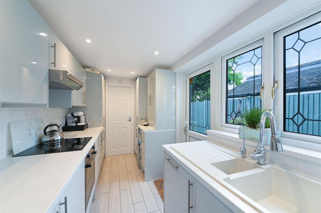 Property photo 3 of 14 Upper Court Road,14 -22.Jpg