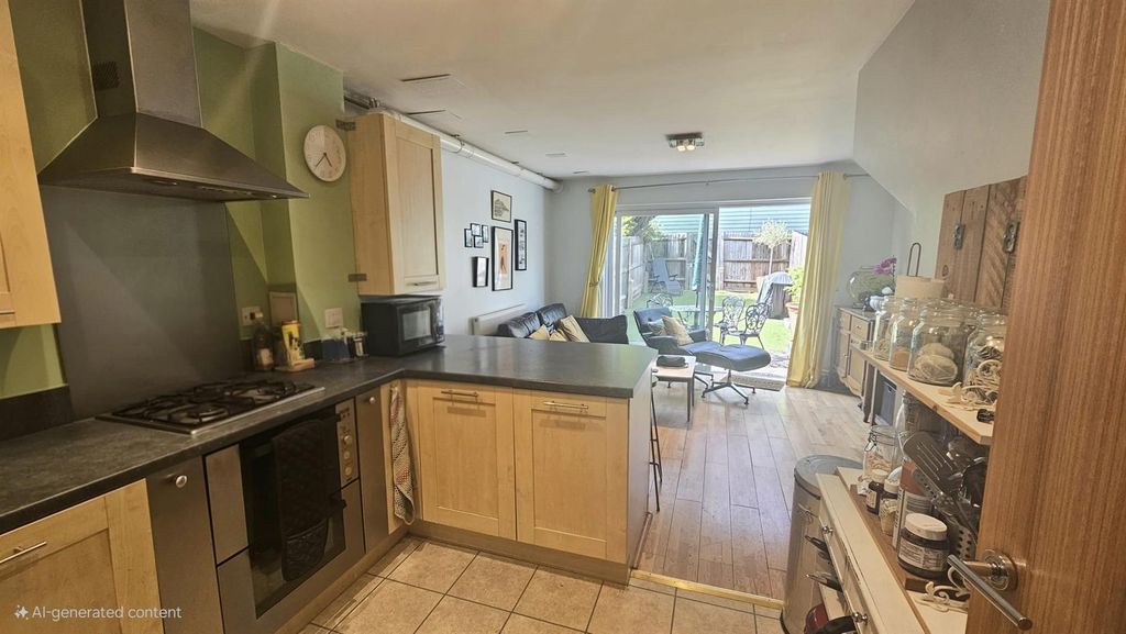Property photo 3 of 15 Kitchen/Diner