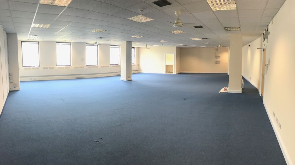 Property photo 1 of 3