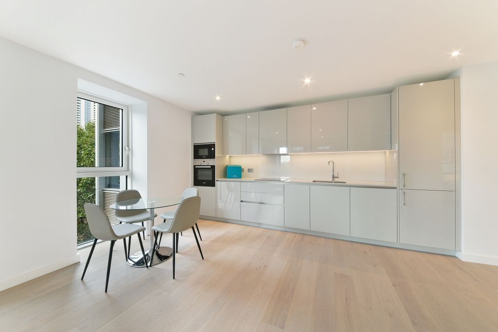 Property photo 2 of 8 Living Area