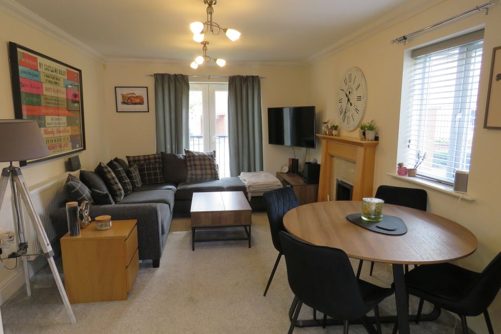 Property photo 3 of 7