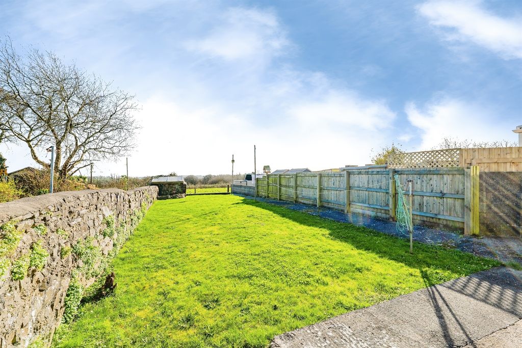 Property photo 3 of 20