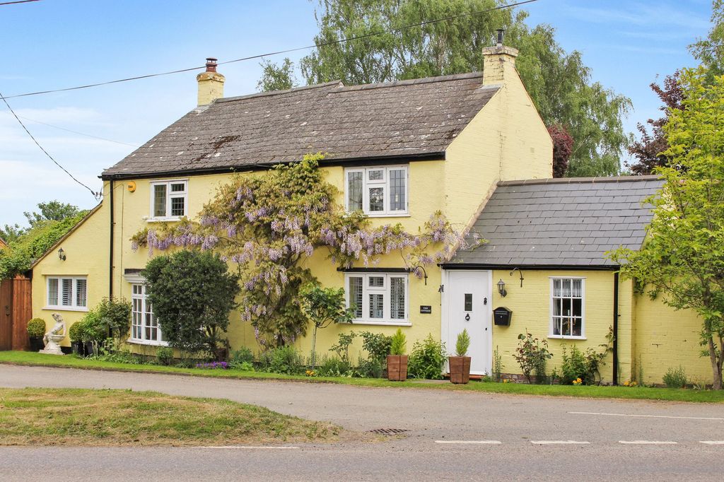 Property photo 1 of 30