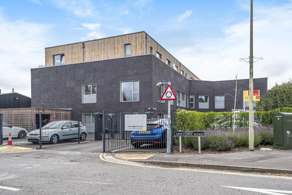Property photo 1 of 11 External View