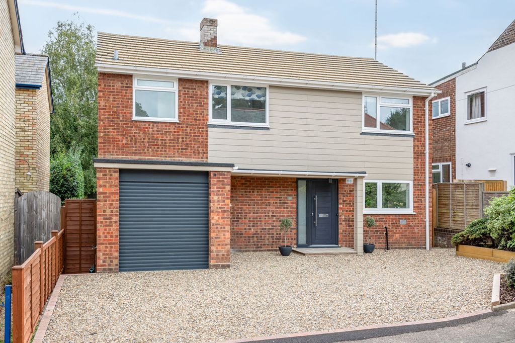 Property photo 1 of 40