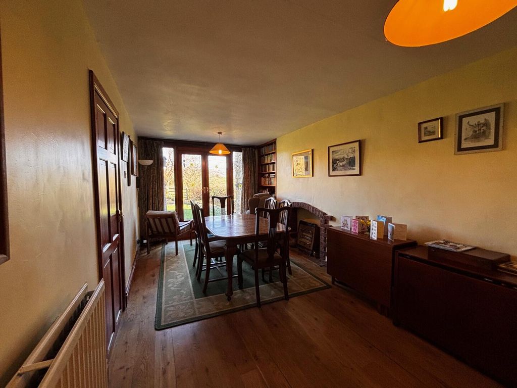 Property photo 2 of 27 Dining Room