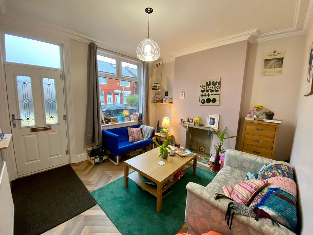 Property photo 2 of 8