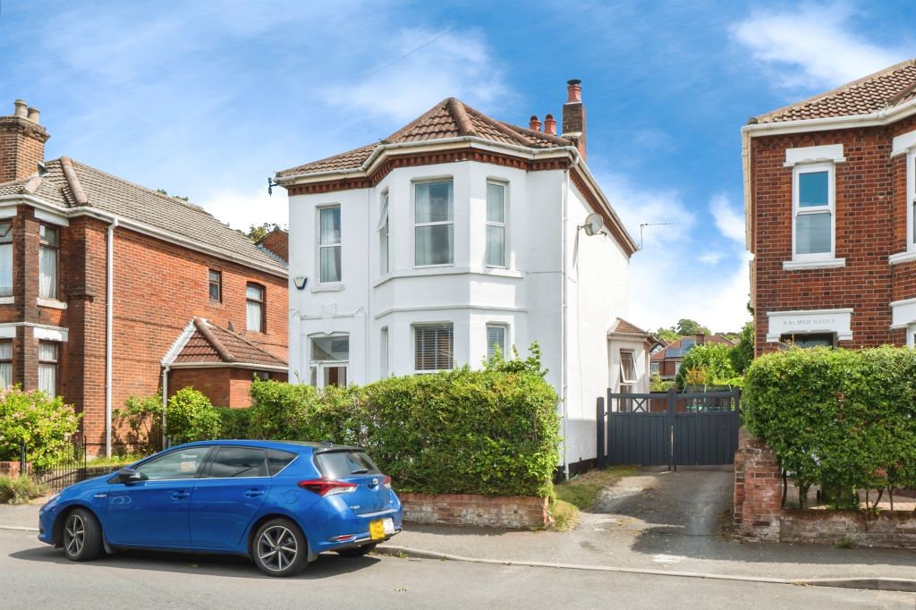 Property photo 1 of 19