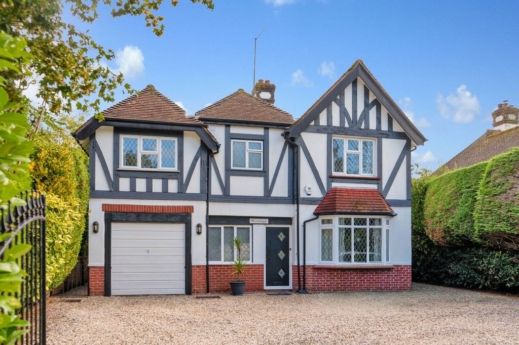 Property photo 1 of 26