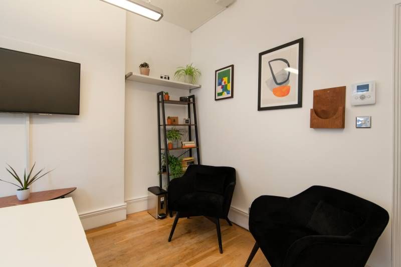 Property photo 2 of 6