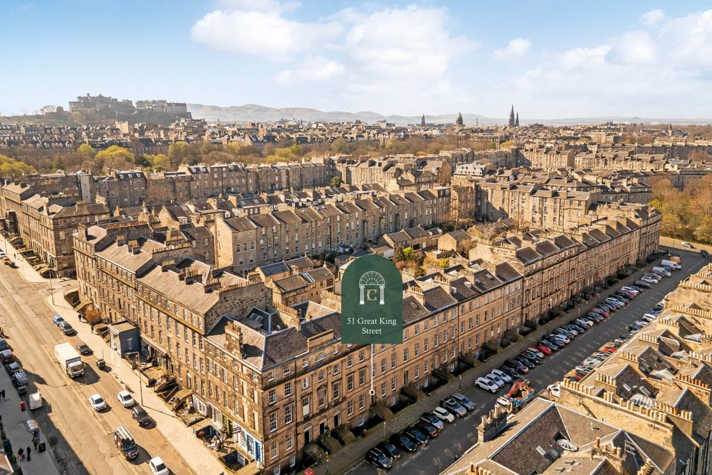 Property photo 2 of 34